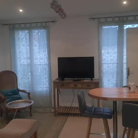 5 Rue Adeline * 피에르피트 쉬르 센