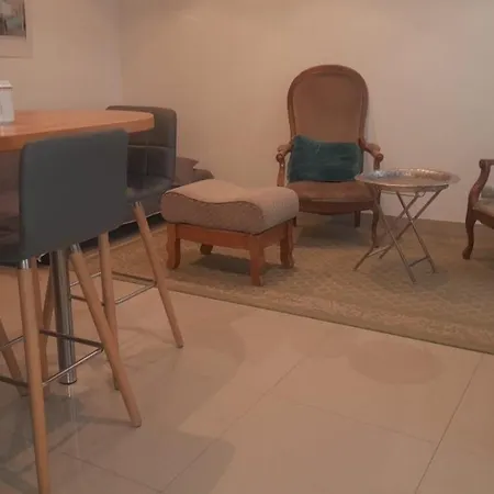 5 Rue Adeline 피에르피트 쉬르 센